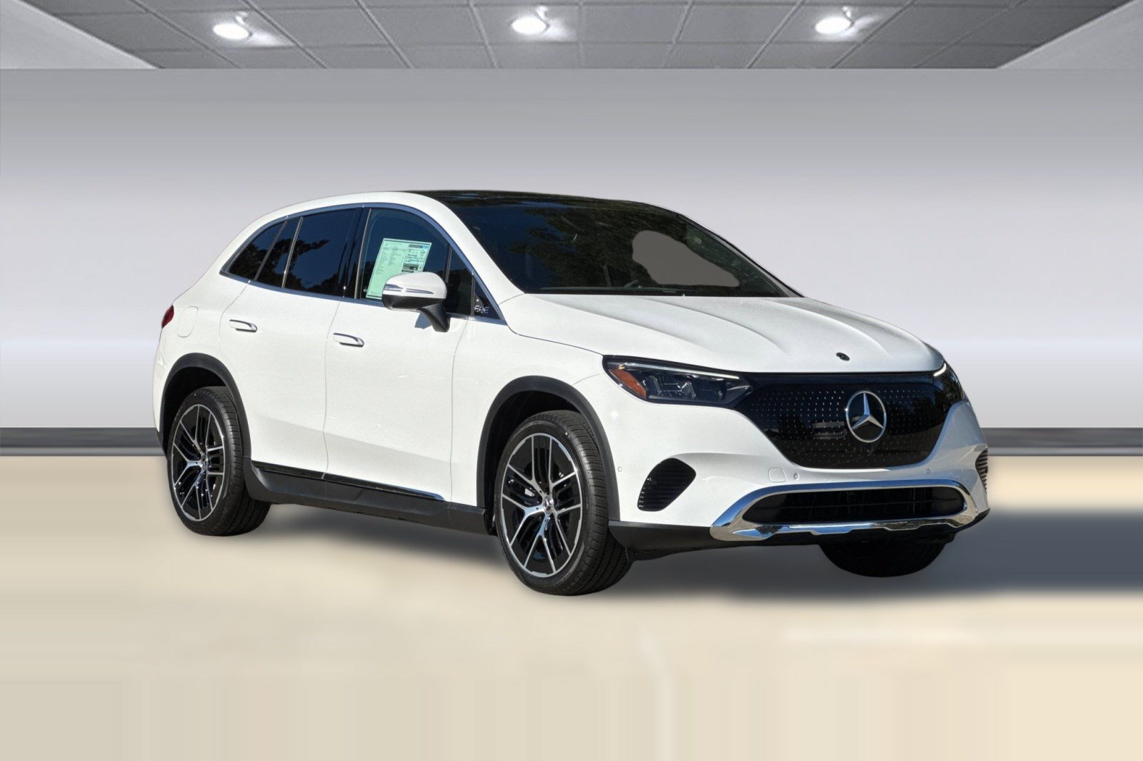 Used 2026 Mercedes-Benz EQE 320 4MATIC SUV image 7