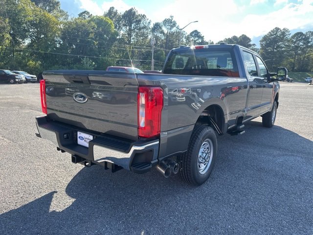 New 2026 Ford F250 XL image 3