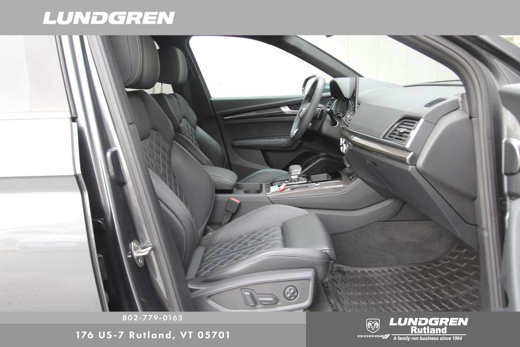 Certified 2024 Audi SQ5 Premium Plus image 9