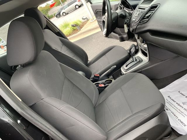 Used 2015 Ford Fiesta SE FWD image 14