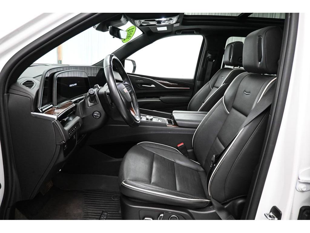 Certified 2024 Cadillac Escalade ESV Premium Luxury w/ LPO, Floor Liner Package AWD/4WD image 12