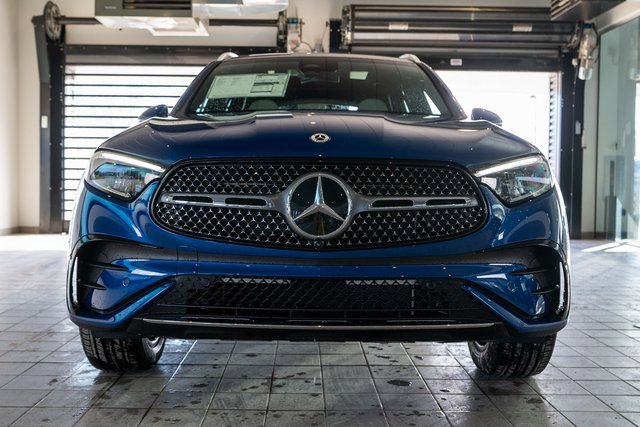 New 2026 Mercedes-Benz GLC 300 4MATIC image 2