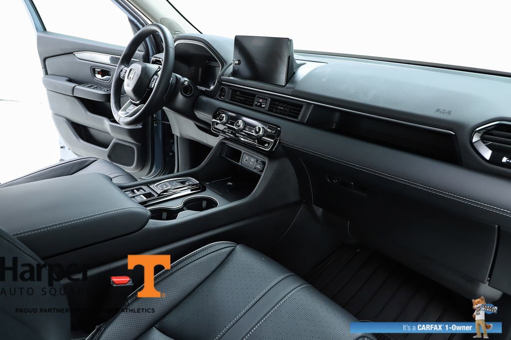 Used 2025 Honda Pilot Elite image 33