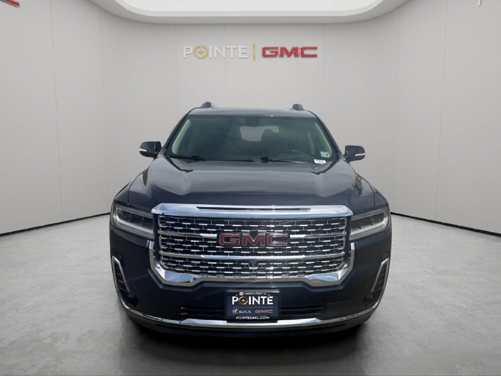 Used 2022 GMC Acadia Denali w/ Denali Technology Package image 13