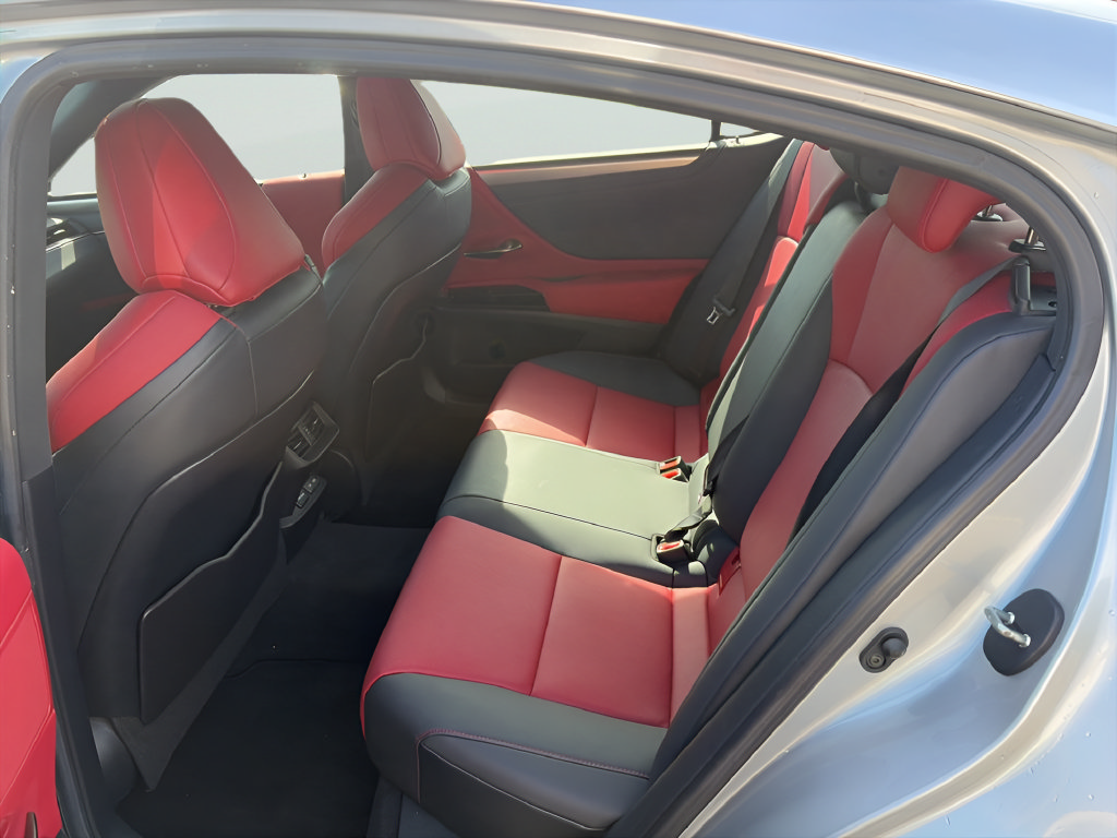 Used 2023 Lexus ES 350 F Sport w/ Accessory Package (Z2) FWD image 20