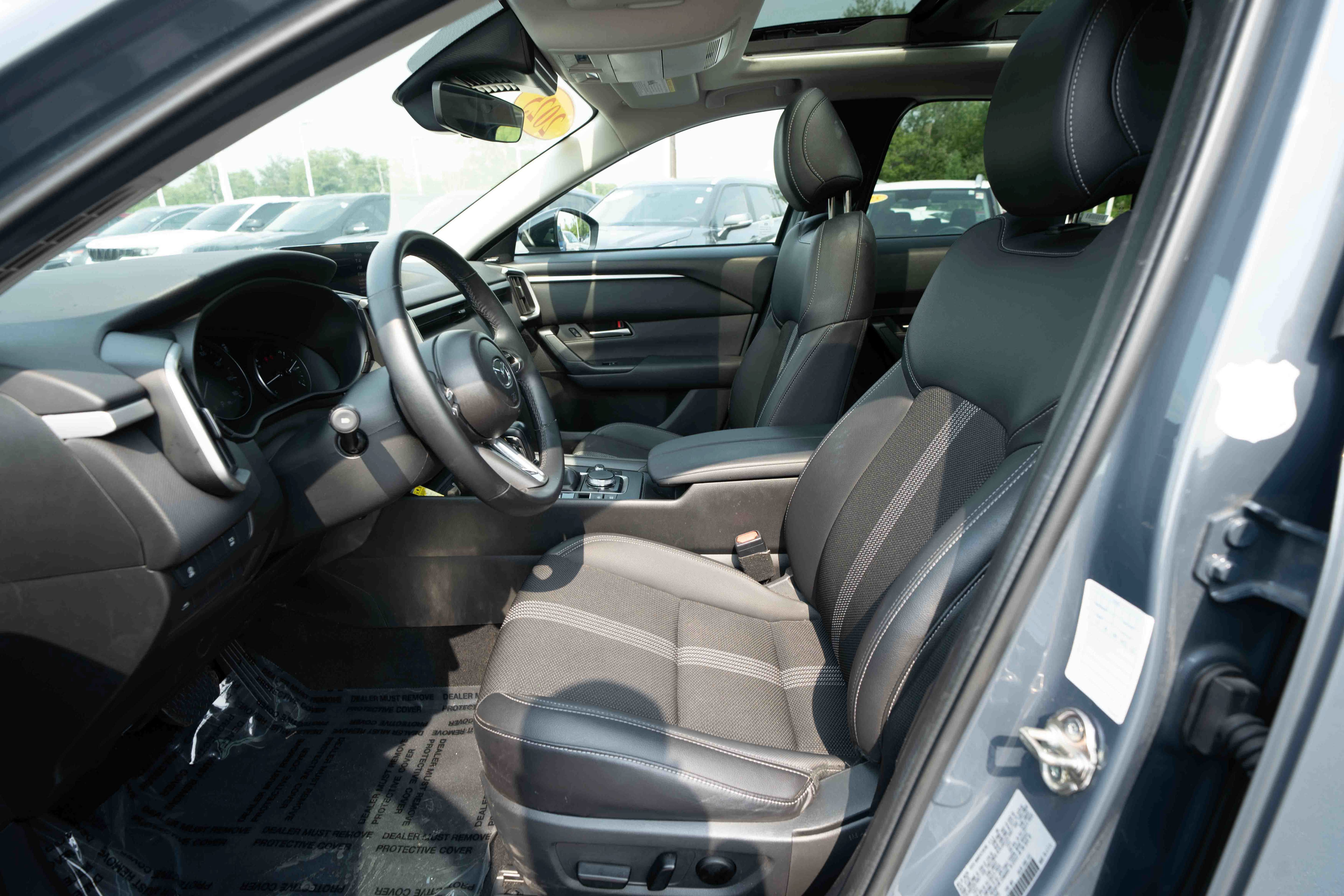 Used 2025 MAZDA CX-50 AWD 2.5 S w/ Premium Package image 9