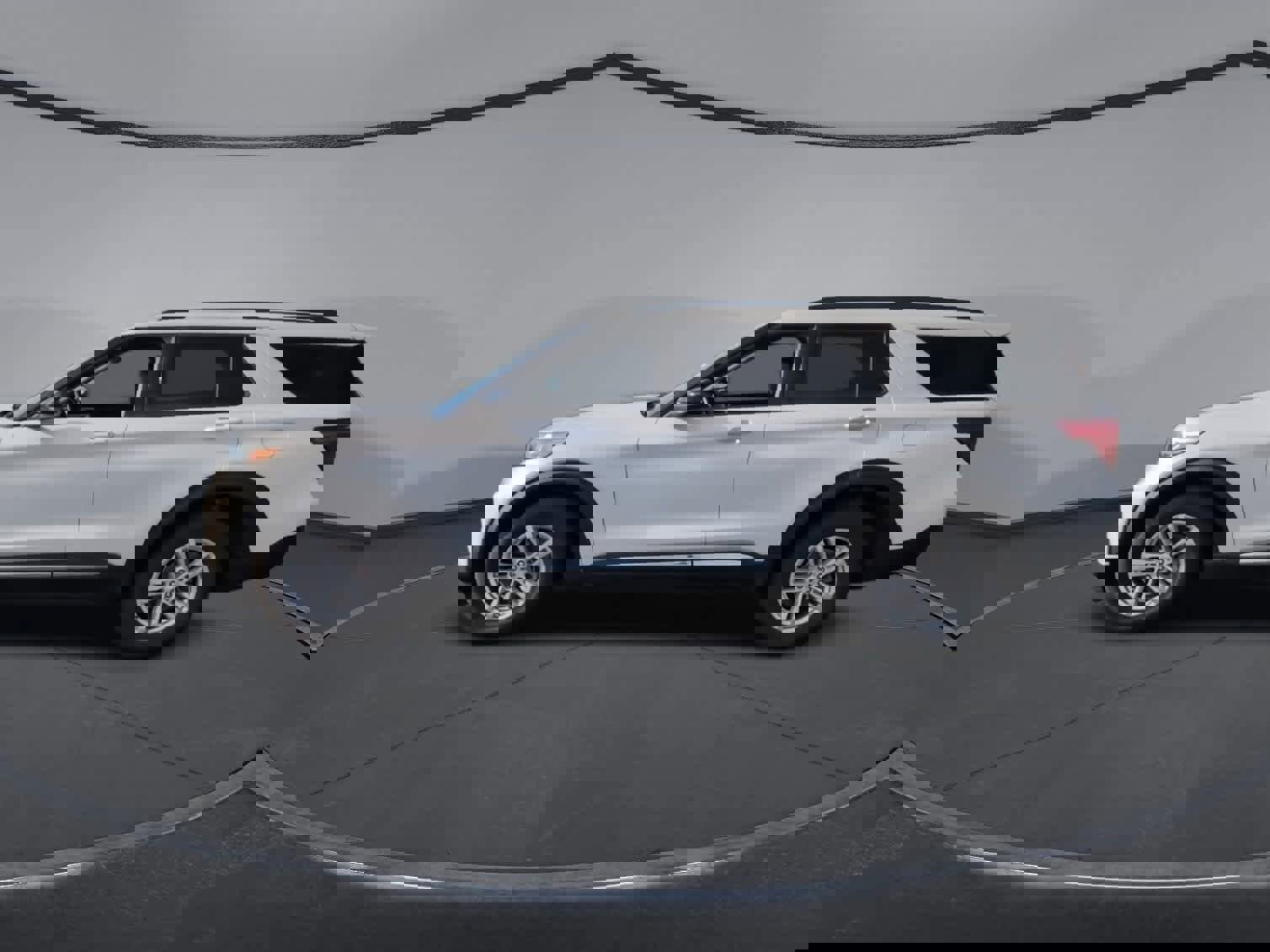 Certified 2023 Ford Explorer XLT w/ Equipment Group 202A image 5