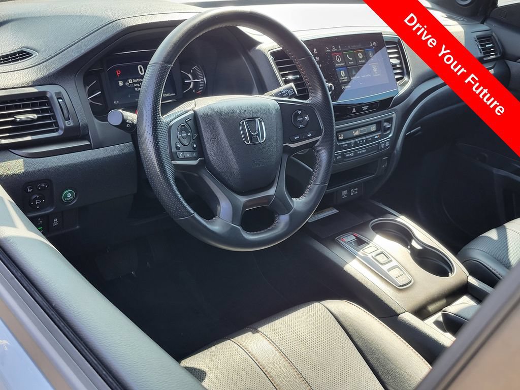 Used 2023 Honda Passport TrailSport image 5