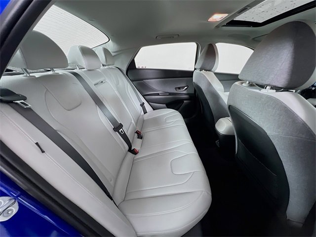 Used 2024 Hyundai Elantra Limited image 42