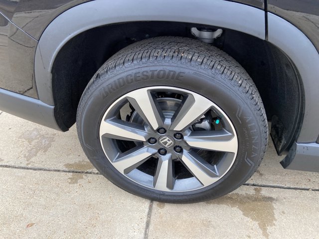 Used 2025 Honda Pilot Elite image 30