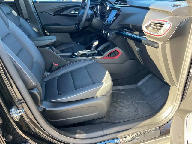 Used 2023 Chevrolet TrailBlazer RS w/ Convenience Package image 23