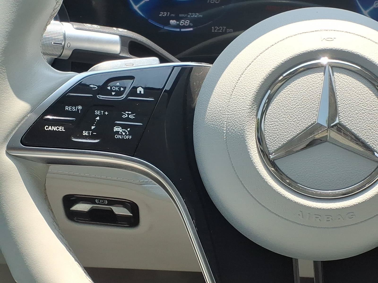 Used 2023 Mercedes-Benz EQS 580 4MATIC Sedan w/ Manufactur Interior Package image 15