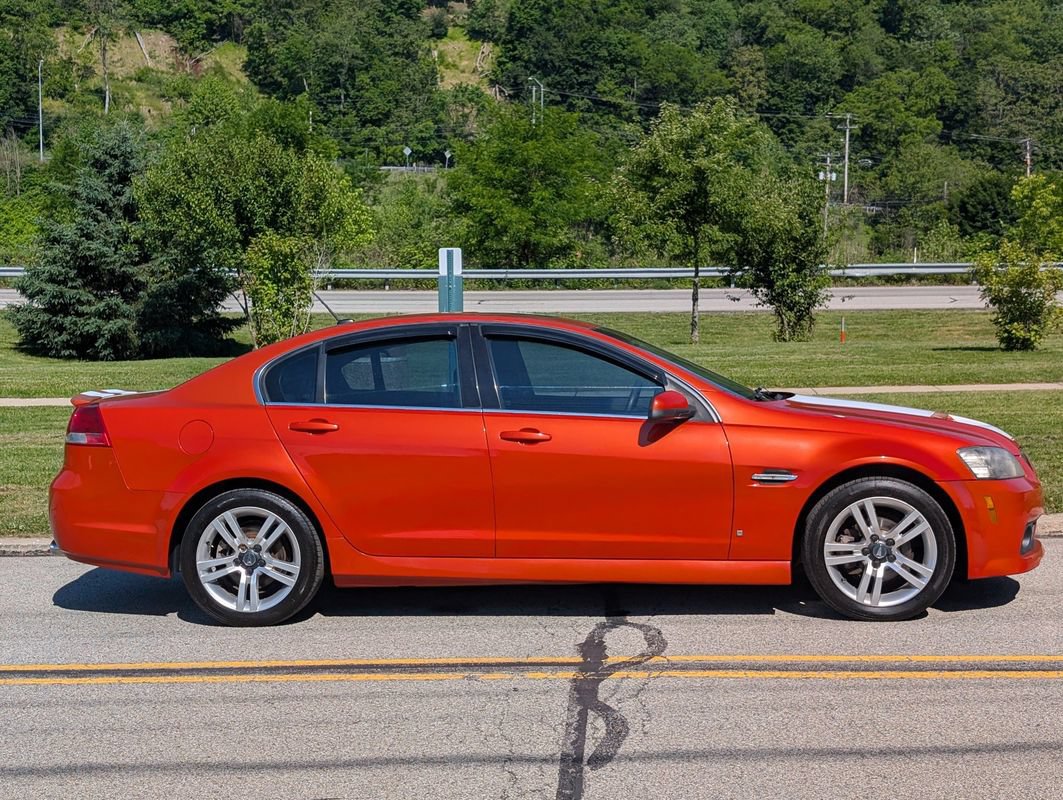 Used 2008 Pontiac G8 w/ Comfort And Sound Package RWD image 6