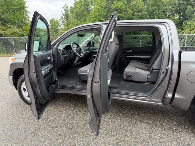 Used 2016 Toyota Tundra SR5 RWD image 25