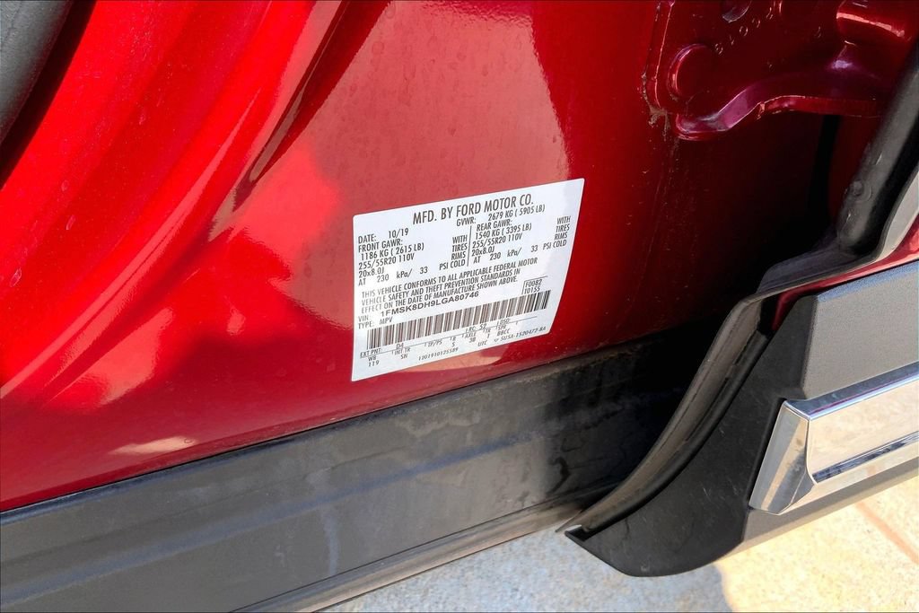 Used 2020 Ford Explorer XLT w/ Equipment Group 202A AWD/4WD image 34