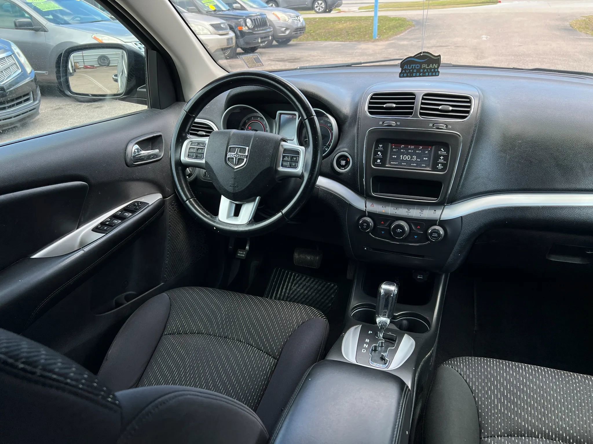 Used 2020 Dodge Journey SE w/ SE Popular Equipment Group image 16
