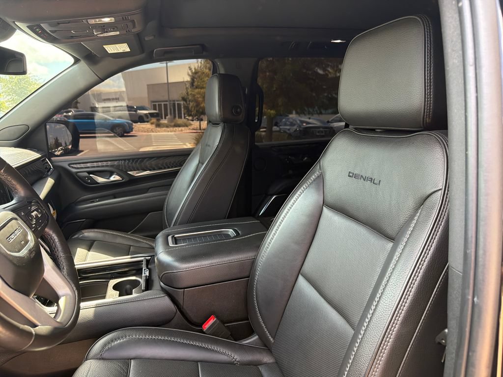 Used 2023 GMC Yukon Denali AWD/4WD image 22