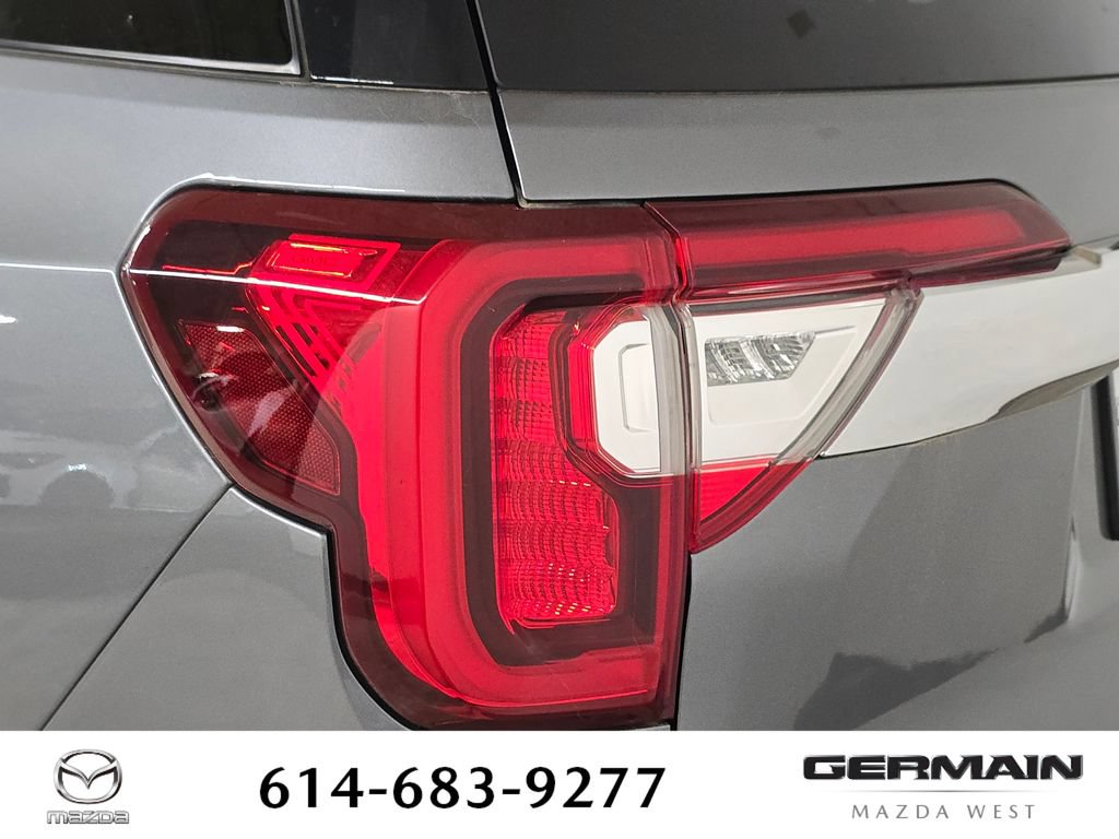 Used 2021 GMC Acadia Denali w/ Denali Technology Package AWD/4WD image 18