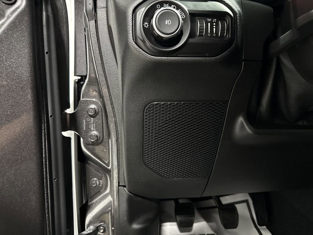 Used 2021 Jeep Wrangler Unlimited Rubicon image 25