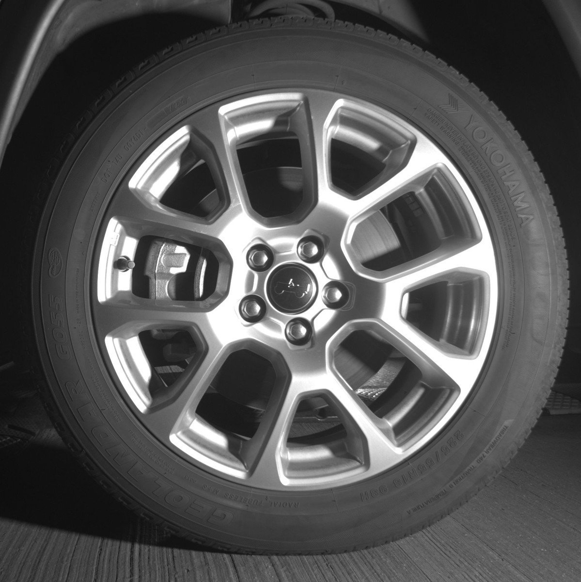 Used 2025 Jeep Compass Limited image 12