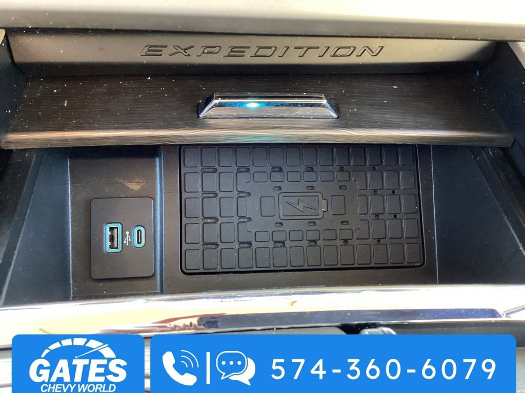 Used 2024 Ford Expedition Limited AWD/4WD image 27