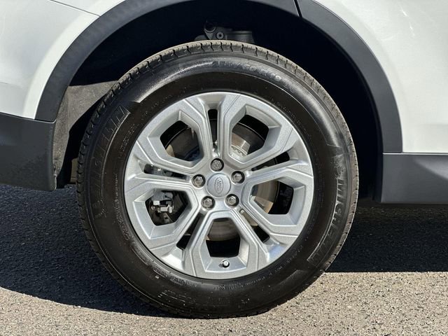 Used 2023 Land Rover Discovery Sport S AWD/4WD image 32