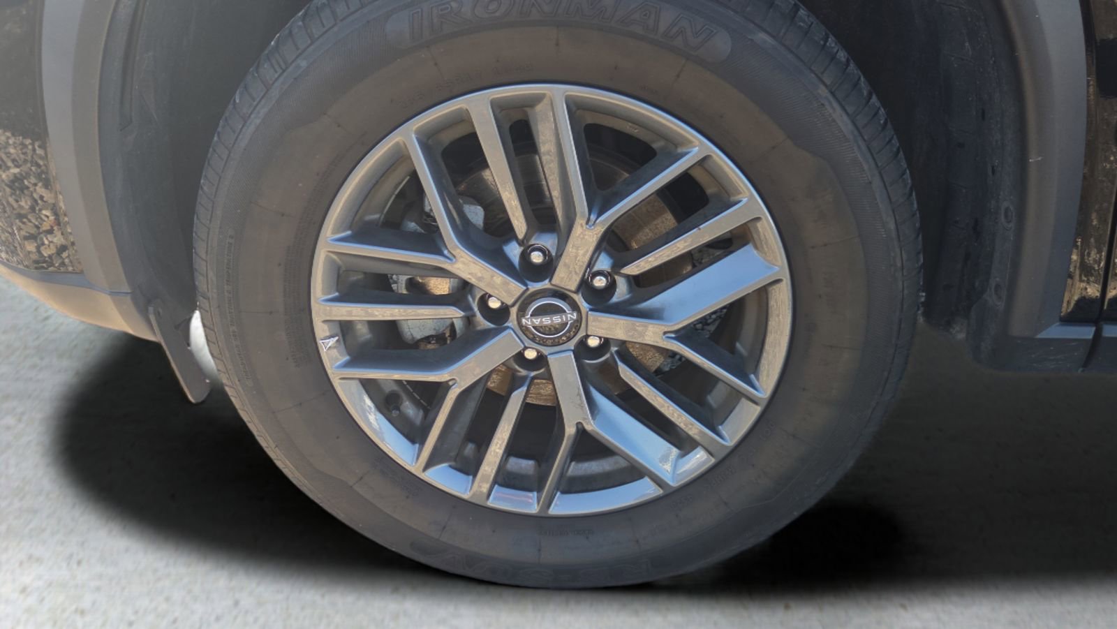 Used 2023 Nissan Rogue S FWD image 19