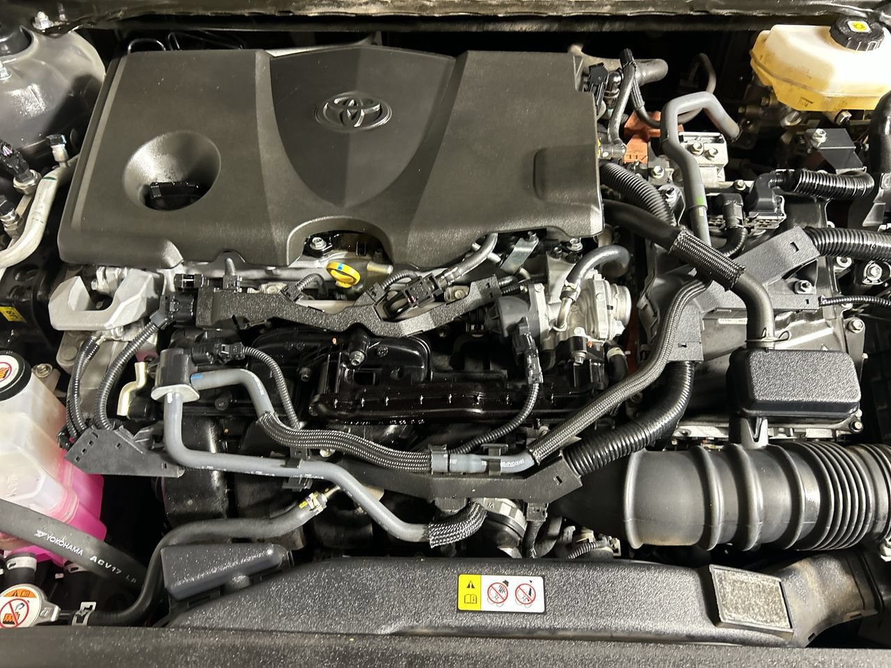 Used 2025 Toyota Camry LE FWD image 11