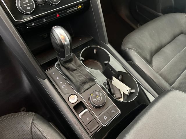 Used 2019 Volkswagen Atlas SEL Premium image 20