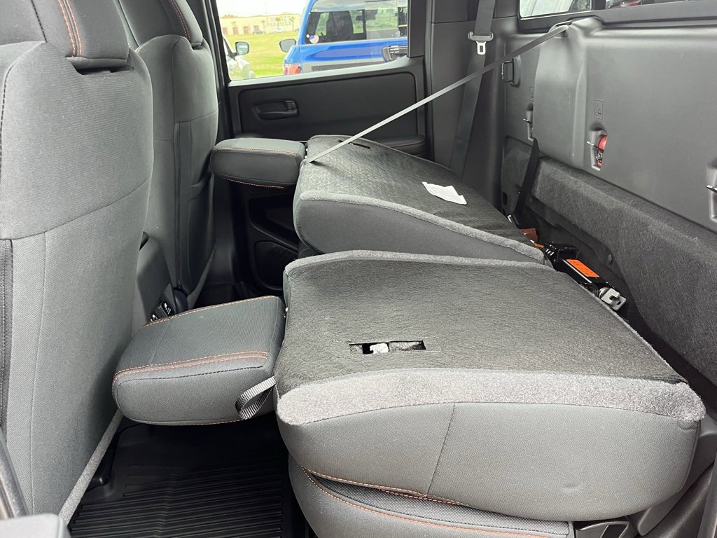 New 2026 Nissan Frontier Pro-X w/ Pro-X Convenience Package image 16