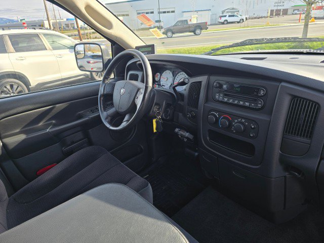 Used 2005 Dodge Ram 3500 Truck SLT w/ Trailer Tow Group RWD image 10