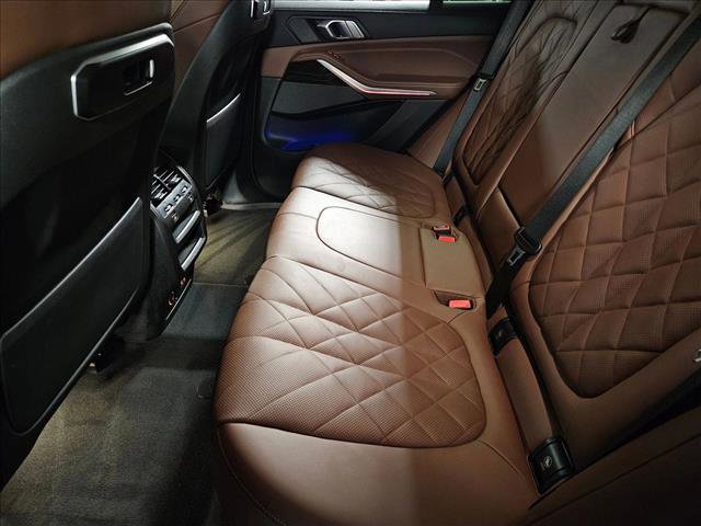 Certified 2024 BMW X5 xDrive40i w/ M Sport Package image 18