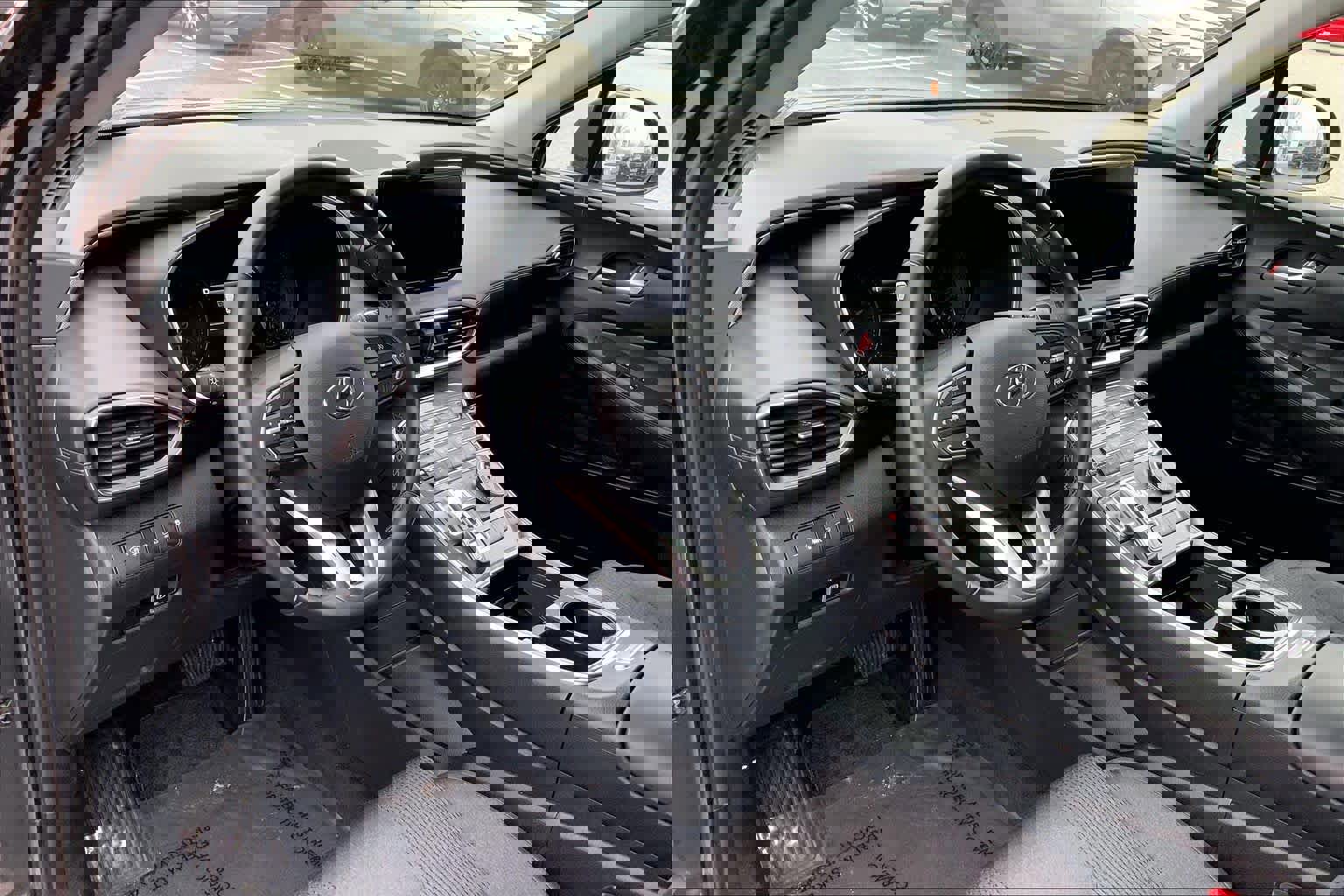 Used 2023 Hyundai Santa Fe SEL w/ Cargo Package image 16