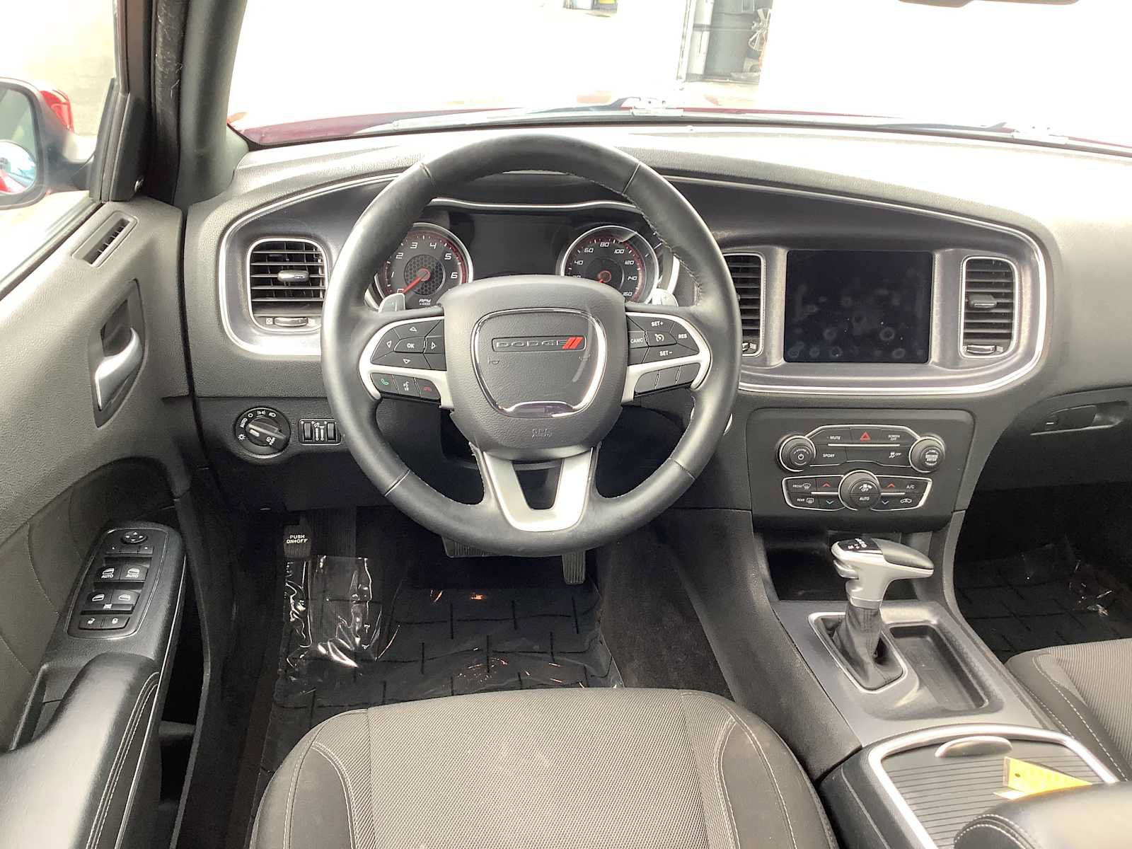 Used 2017 Dodge Charger R/T RWD image 10