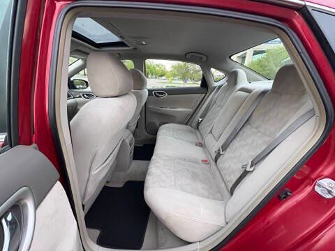 Used 2015 Nissan Sentra SV image 11