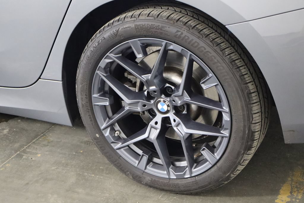 Used 2026 BMW 330i xDrive Sedan AWD/4WD image 43
