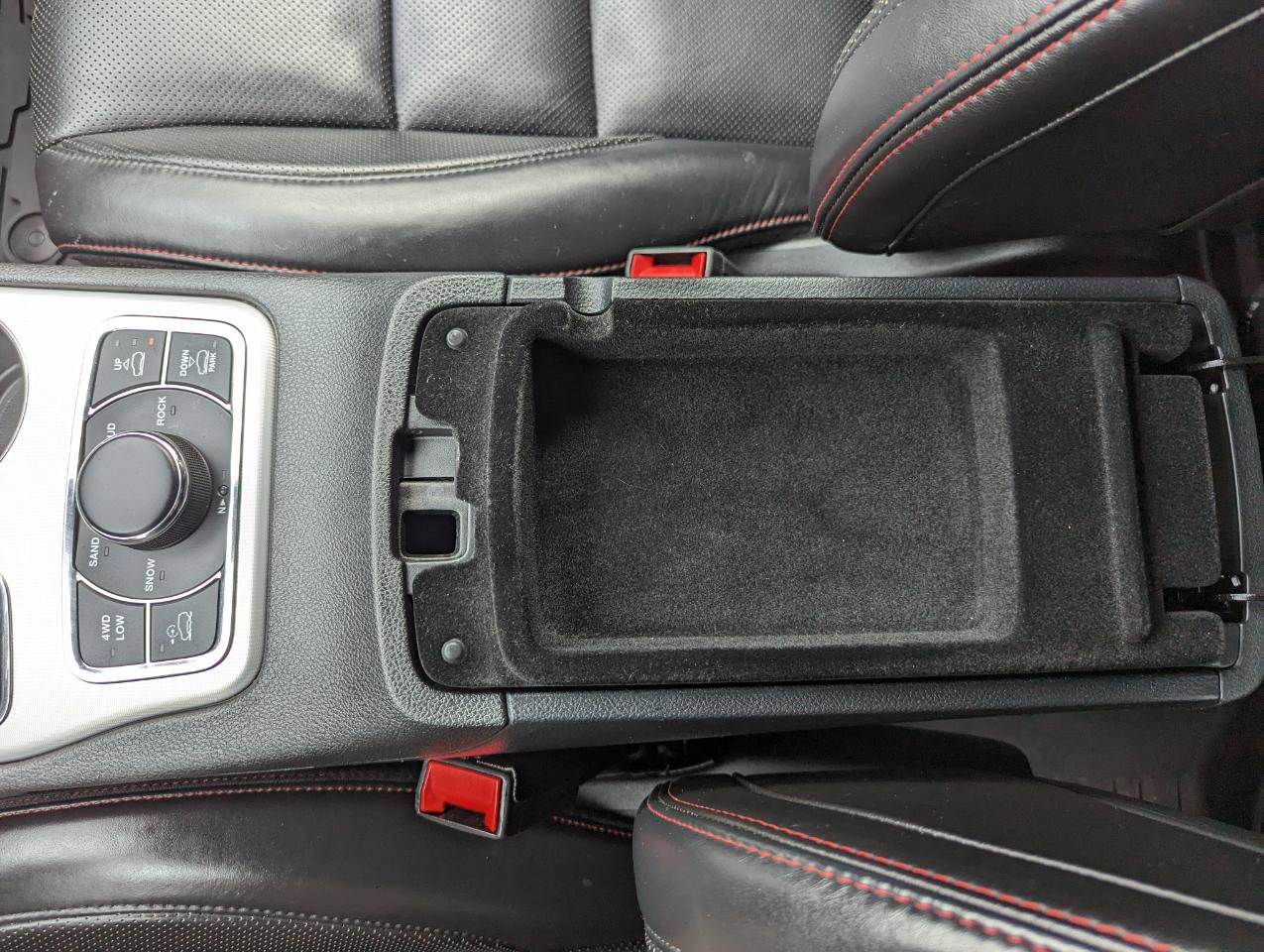 Used 2019 Jeep Grand Cherokee Trailhawk w/ Trailhawk Luxury Group image 23