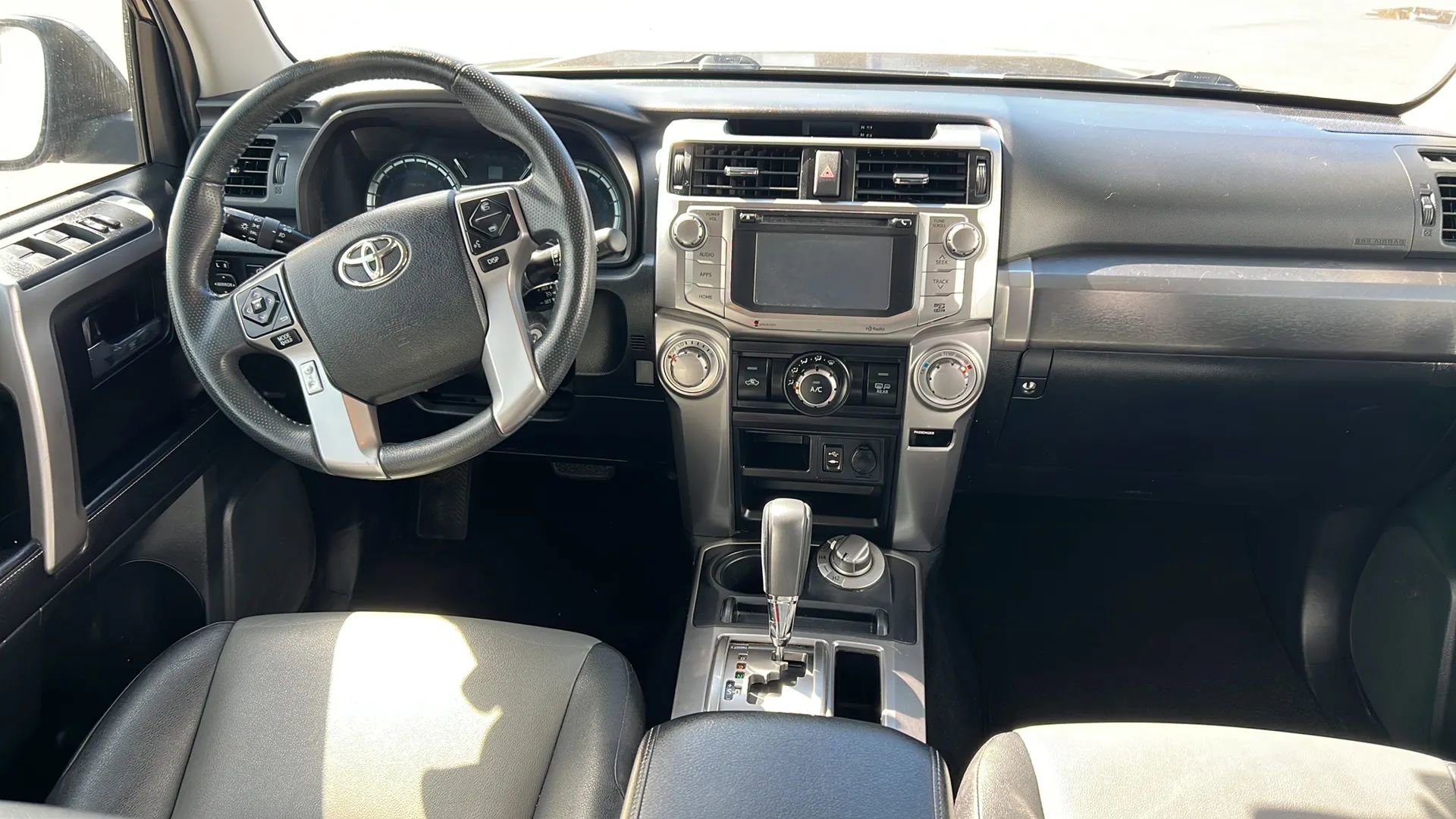 Used 2015 Toyota 4Runner SR5 Premium AWD/4WD image 7