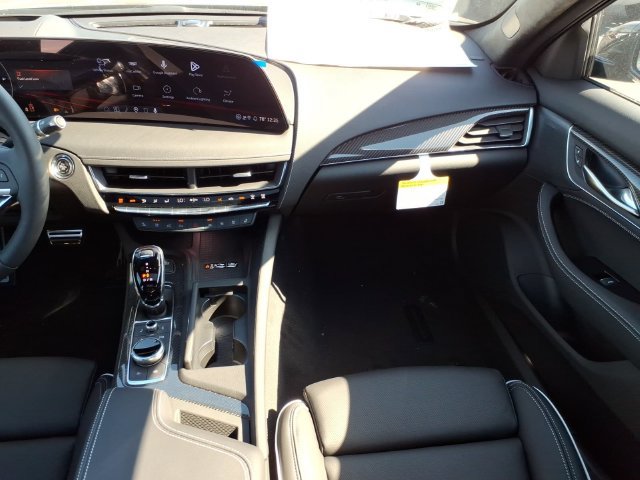 New 2026 Cadillac CT5 V Blackwing w/ Carbon Fiber 2 Package RWD image 19