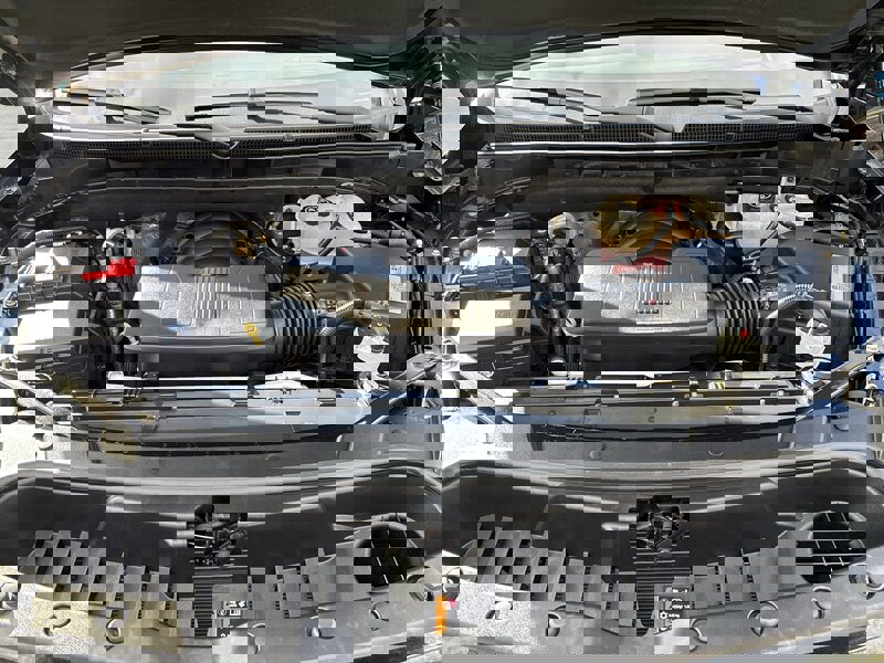 Used 2021 Cadillac Escalade Premium Luxury w/ LPO, Illumination Package image 44