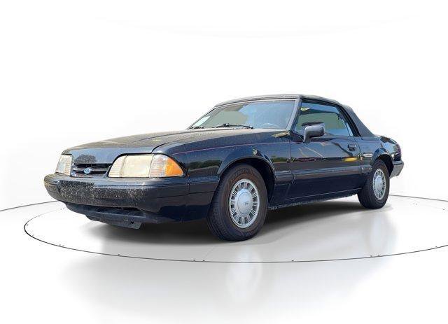 Used 1988 Ford Mustang LX image 2