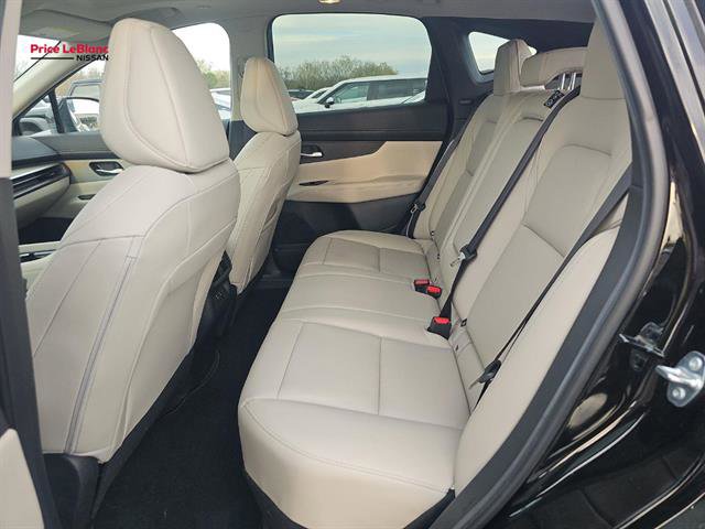 Used 2025 Nissan Murano SL AWD/4WD image 10