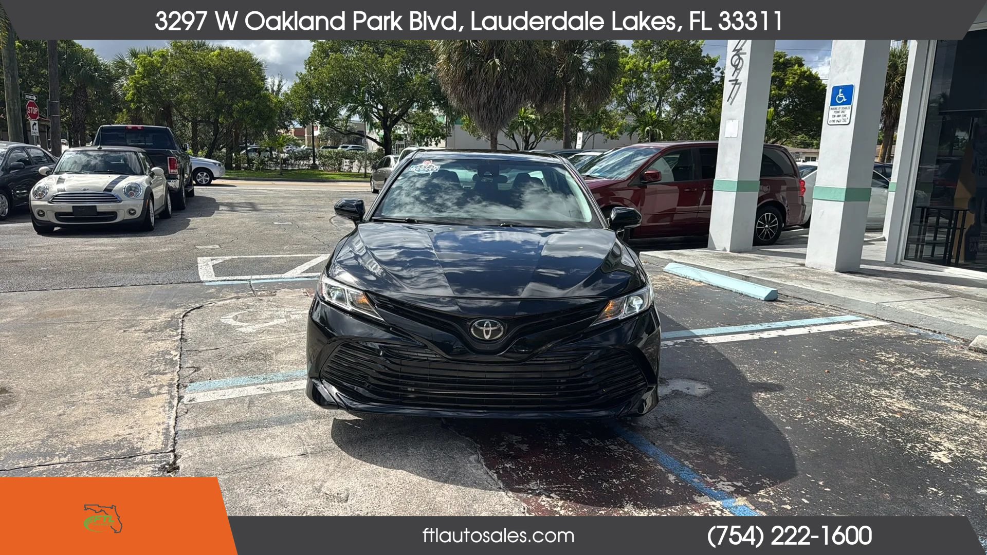 Used 2020 Toyota Camry LE FWD image 5
