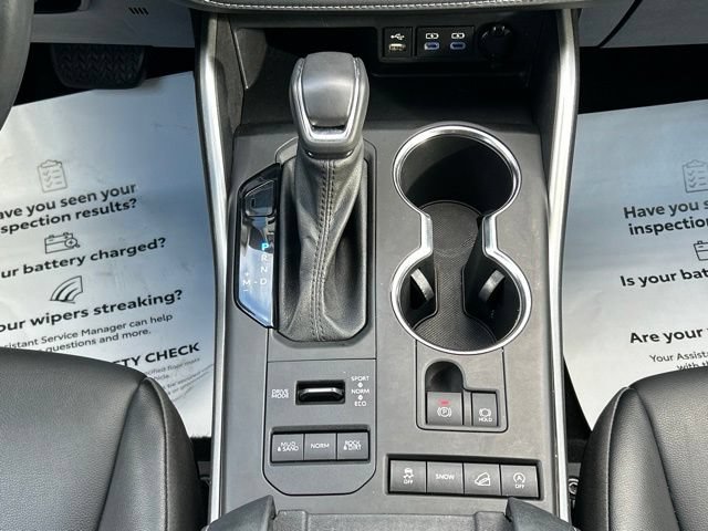 Used 2022 Toyota Highlander XLE AWD/4WD image 66