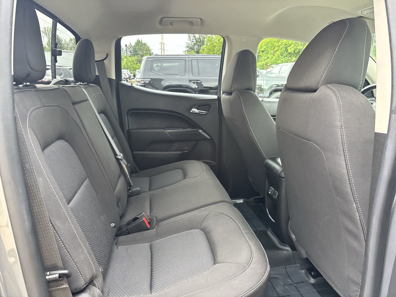 Used 2019 Chevrolet Colorado LT w/ LT Convenience Package AWD/4WD image 6