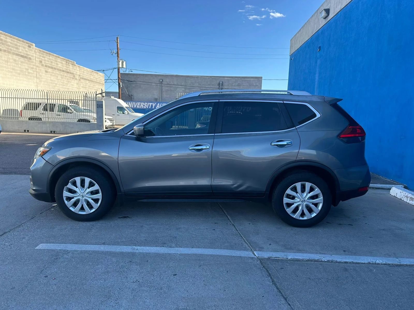 Used 2017 Nissan Rogue S w/ Appearance Package image 6