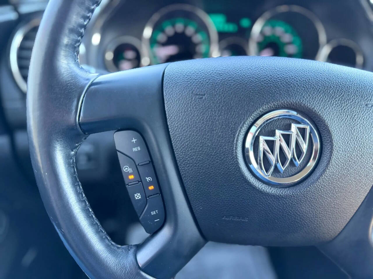 Used 2017 Buick Enclave Leather image 21