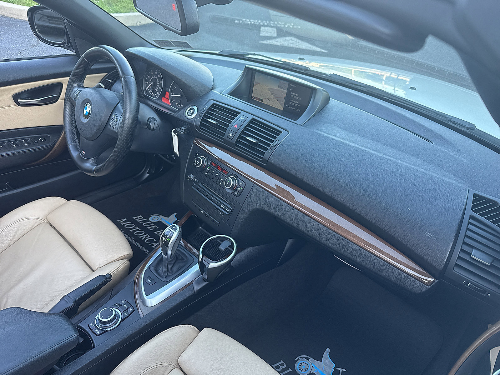 Used 2012 BMW 135i Convertible RWD image 28