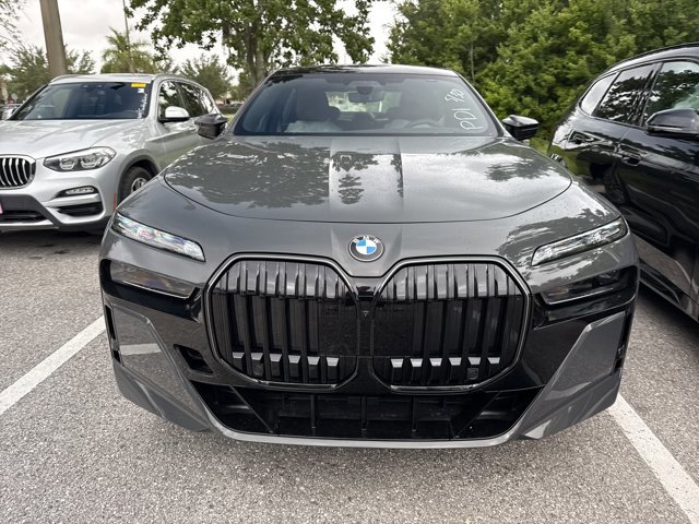 New 2026 BMW 760i xDrive w/ Executive Package AWD/4WD image 2