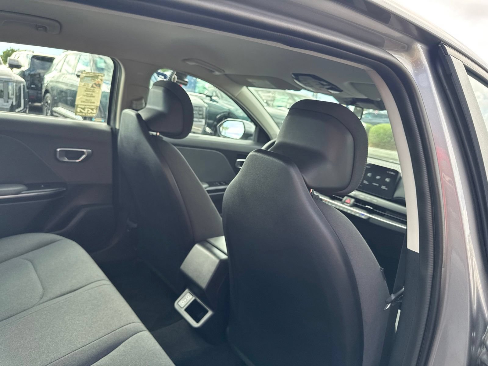 Certified 2025 Kia K4 FWD image 23